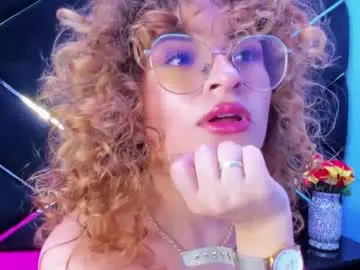 Chaturbate Sex Cam of emili_rouse_