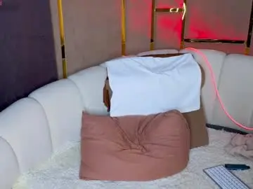 Chaturbate Sex Cam of emilytrays