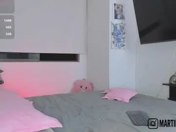 Chaturbate Live Sex Cam of chloe__daviss