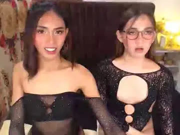 Chaturbate Live Sex Cam of xia_harper