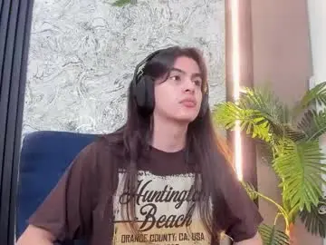 Chaturbate Best live sex cam show of sky_liink