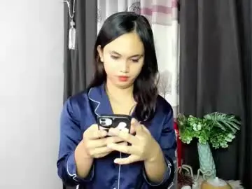 Chaturbate Adult Video Chat of ursweet_athisa18