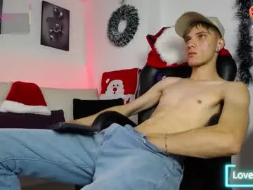 Chaturbate Adult Video Chat of robbinblaze