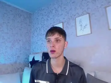 Chaturbate Watch Live Sex Cams of robbinblaze