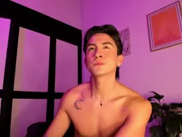 Chaturbate Adult Video Chat of sweettaaron