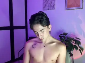 Chaturbate Nude Webcam of sweettaaron