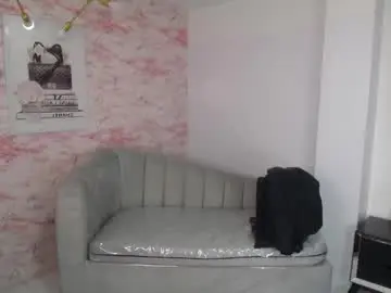 Chaturbate Best live sex cam show of danatella_a