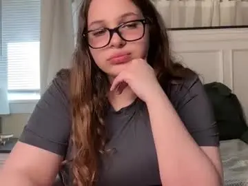 Chaturbate Watch Live Sex Cams of seraphinavelvet