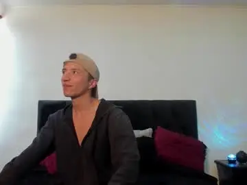 Chaturbate Adult Webcam of mhatias_