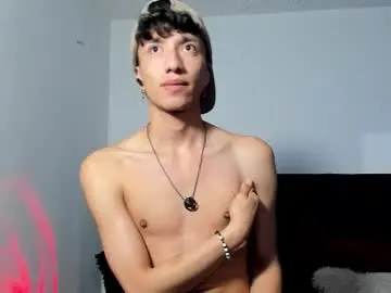 Chaturbate Sex Cam of mhatias_