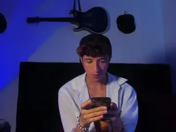 Chaturbate Sex Cam of mhatias_