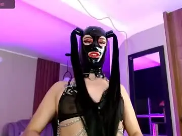 Chaturbate Live Sex Cam of tevenwhiite