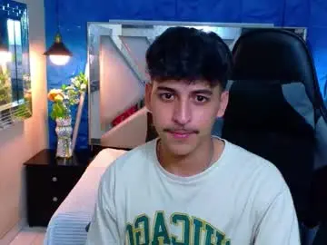 Chaturbate Free Live Porn of alan_del_reyy