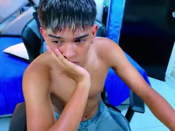 Chaturbate Free Live Porn of cris_judd