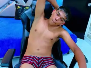 Chaturbate Adult Webcam of cris_judd