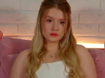 Chaturbate Watch Live Sex Cams of milanabalmain