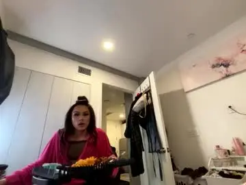 Chaturbate Live Sex of yungfemslut