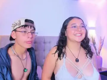 Chaturbate Live Sex of emmyhorny__