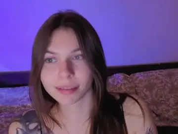 Chaturbate Live Sex Cam of let_me_seee