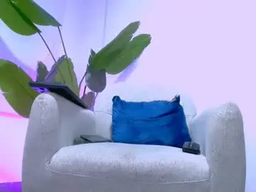 Chaturbate Nude Webcam of aveline_nuit