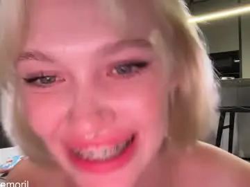 Chaturbate Sex Chat of golden_alinee