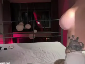 Chaturbate Free Porn Cam of golden_alinee