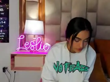 Chaturbate Live Sex Cam of lesliebush
