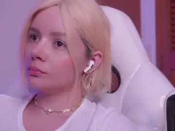 Chaturbate Adult Video Chat of bella_adams_