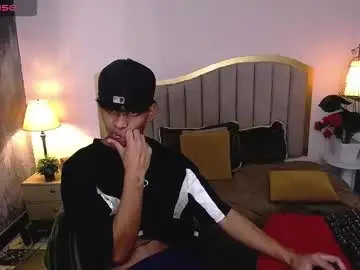 Chaturbate Best live sex cam show of jhos_padill