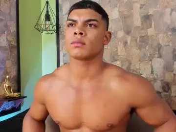 Chaturbate Nude Webcam of bruce_stroud