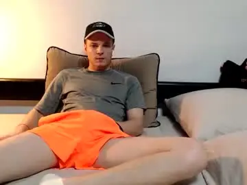 Chaturbate Live Sex Cam of silverbob2024