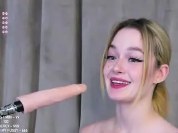 Chaturbate Free Porn Cam of crystal_hearts