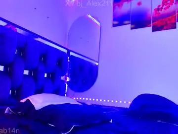 Chaturbate Live Sex Cam of alex_and_fabian