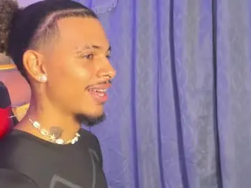 Chaturbate Live Sex Cam of jordan_love7