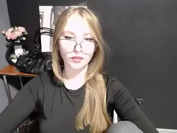 Chaturbate Nude Webcam of cute_minx