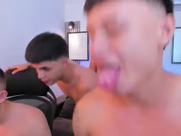Chaturbate Live Sex of wallen_house