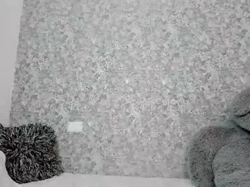 Chaturbate Sex Cam of isabella_roberts13