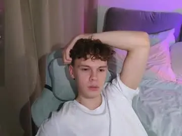 Chaturbate Adult Video Chat of cute_thomas