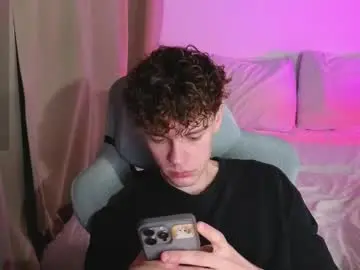 Chaturbate Watch Live Sex Cams of cute_thomas