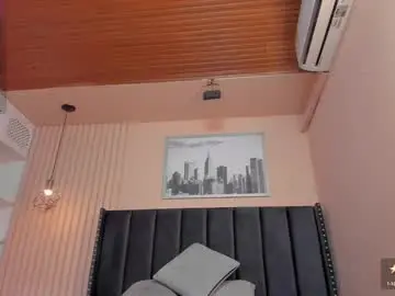 Chaturbate Live Sex of emma_puff