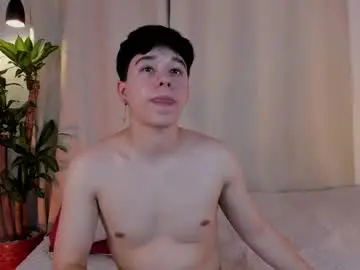 Chaturbate Live Sex Cam of mrhot_night