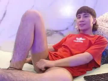 Chaturbate Watch Live Sex Cams of xandergrey8