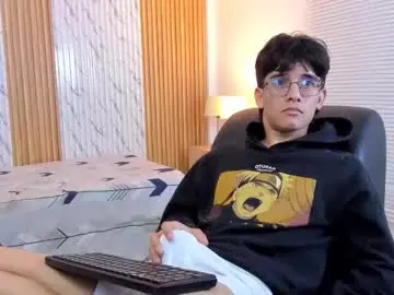 Chaturbate Free Live Porn of billie_jr