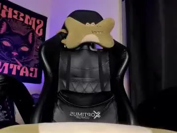 Chaturbate Live Sex Cam of halan_jr