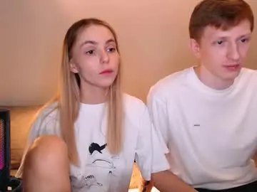 Chaturbate Live Sex Cam of julsweet