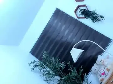 Chaturbate Best live sex cam show of tamirayvonne