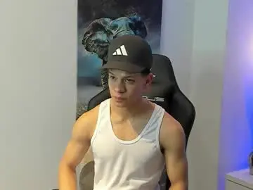 Chaturbate Sex Cam of tony_petrov