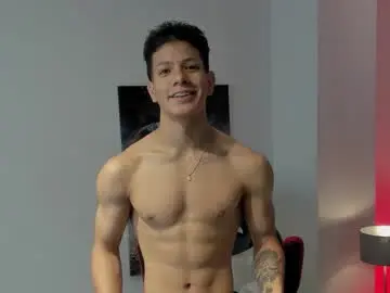 Chaturbate Live Porn of tony_petrov