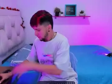 Chaturbate Live Porn of valentinoo_10