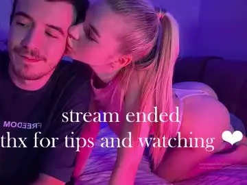 Chaturbate Live Sex Cam of ester_vixen